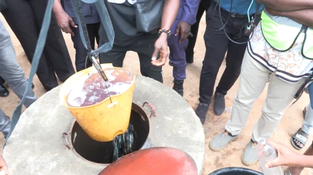 Epo disu ninu kanga ni Yemetu n'Ibadan