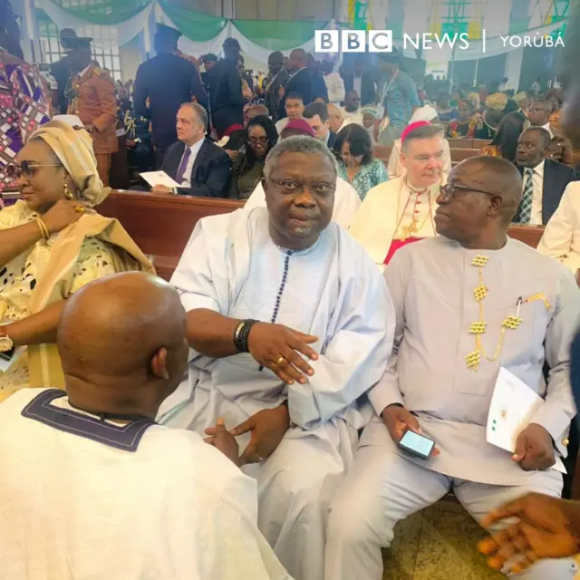 Akọwe ẹgbẹ oṣelu APC Oloye Omiṣore pẹlu wa sibi eto naa