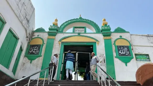 સંભલ હિંસા, ઉત્તર પ્રદેશ, રાજકારણ, ભારતમાં મુસ્લિમો, બીબીસી ગુજરાતી