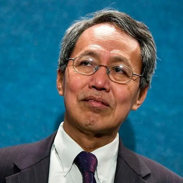  အမျိုးသားညွန့်ပေါင်းအစိုးရ (NCGUB) ဝန်ကြီးချုပ် ဒေါက်တာစိန်ဝင်း 