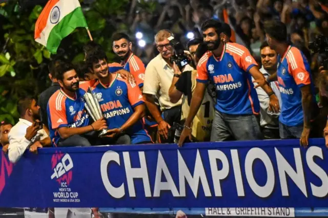 టీమిండియా విజయ యాత్ర