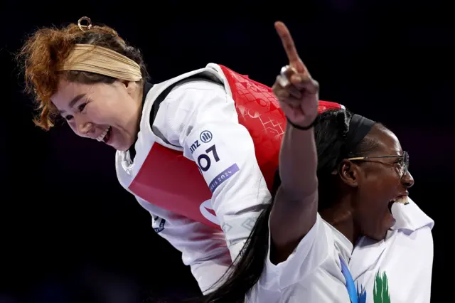 ذکیه خدادادی 