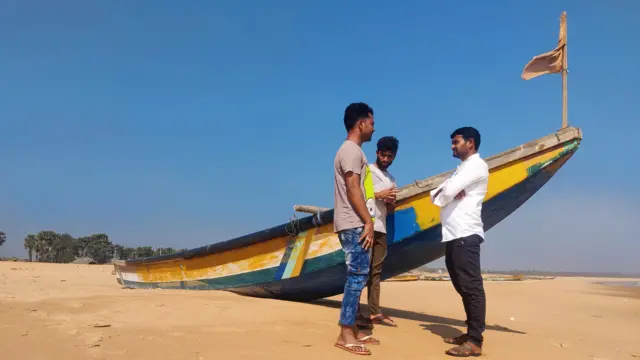 మత్స్యకారులు