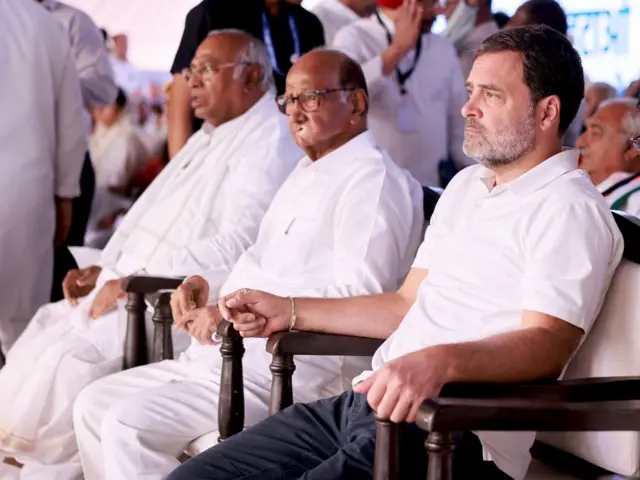 మల్లికార్జున్ ఖర్గే, శరద పవార్, రాహుల్ గాంధీ