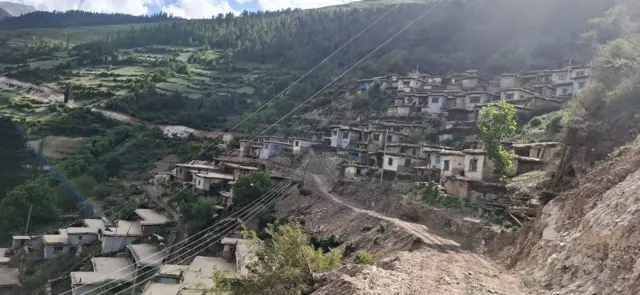 काँडाताली गाउँ