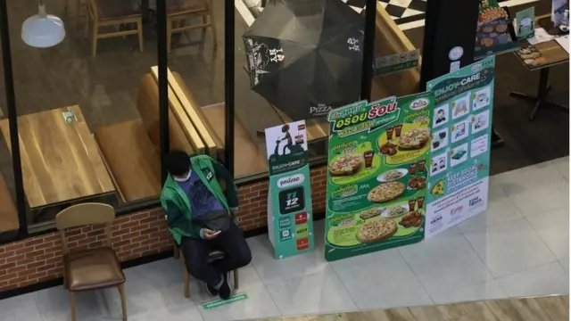 คำสั่งผ่อนปรนมาตรการต่าง ๆ เปลี่ยนแปลงในแต่ละพื้นที่ จะมีผลเริ่มในวันที่ 21 มิ.ย. นี้