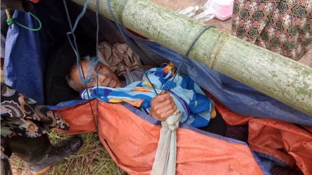 လက်နက်ကြီးမှန်လို့ သေဆုံးခဲ့ရတဲ့ ဦးအိုက်ထွန်း