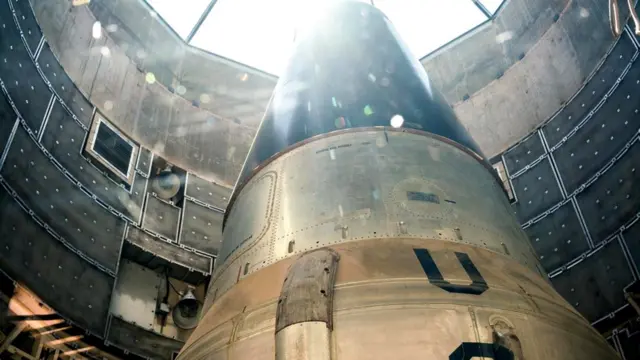 База служит напоминанием о главном сдерживающем факторе - круглосуточной готовности нанести ядерный удар, не моргнув глазом