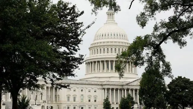 अमेरिकी संसद् भवन क्यापिटोल