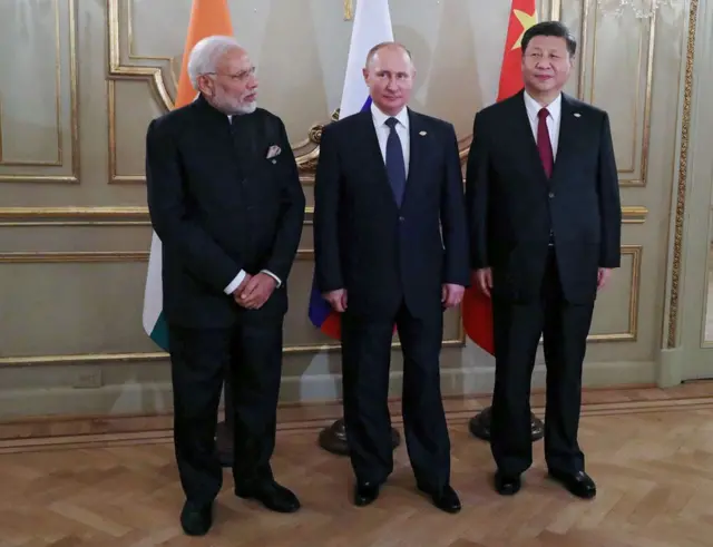 2018 నవంబరులో జీ20 సదస్సులో పాల్గొన్న ఇండియా, రష్యా, చైనా దేశాధినేతలు