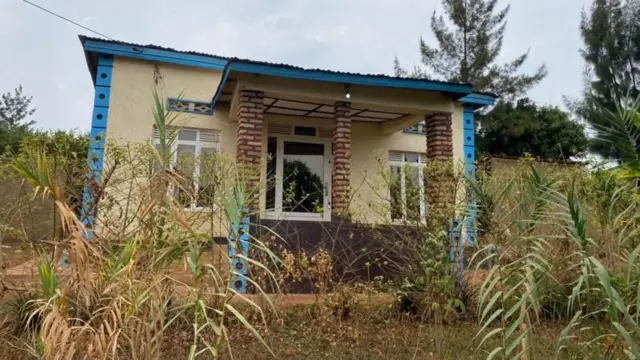 Inzu Kazungu yari acumbitsemo i Kanombe iri ahitaruye izindi ngo