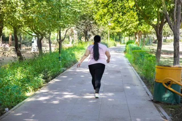 "உடல் பருமனால் காதல் கைகூடவில்லை" - மனரீதியான சவால்களை எதிர்கொள்வது எப்படி?