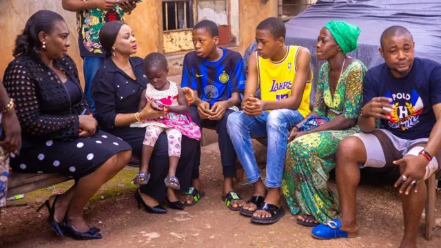 Oge ndị ọchịchị gara n'ezinaụlọ Igbo-Jah