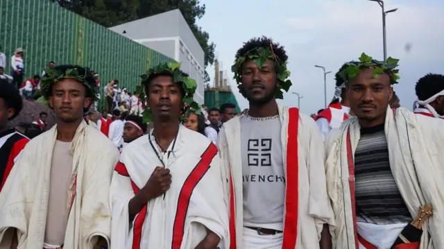 ኢሬቻ በዓል ሁለት ጊዜ ይከበራል