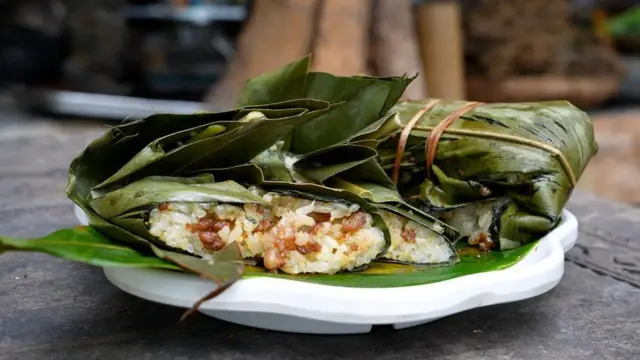 अबईलाई पवित्र खाना मानिन्छ त्यसैले चाडबाड र महत्त्वपूर्ण दिनहरूमा खाने गरिन्छ