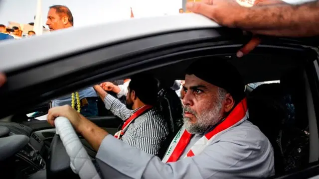Mukteda Sadr, 20 Ekim'de Necef'teki protestocuların arasına katıldı