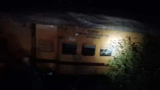 ਆਂਧਰਾ ਪ੍ਰਦੇਸ਼ 'ਚ ਰੇਲ ਗੱਡੀਆਂ ਦੀ ਟੱਕਰ