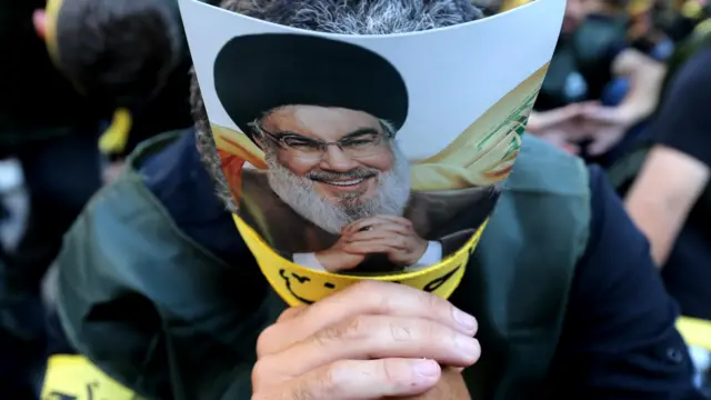 هشدار شدید دولت لبنان به مقامهای ایران: به جای مداخله در امور ما به خواست مردم خودتان توجه کنید