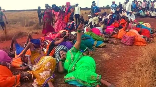 आंदोलक महिला