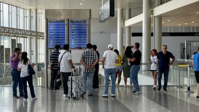 ترمینال خروجی فرودگاه بیروت