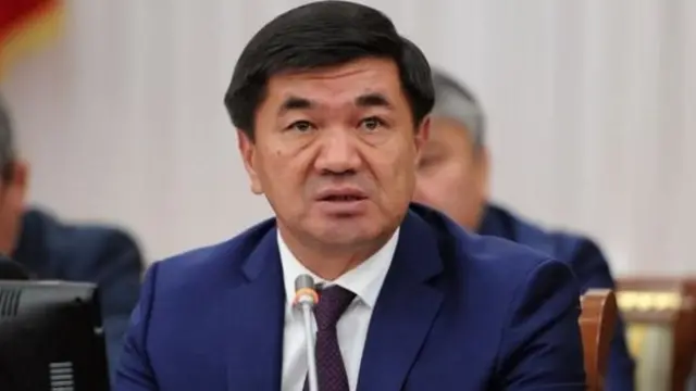 Премьер-министр Мухаммедкалый Абылгазиев "Центеррага" берген сунуштары эмне жөнүндө экенин парламентте конкреттүү айткан жок