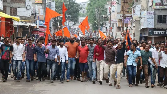 बाजारपेठेतली दुकानं बंद