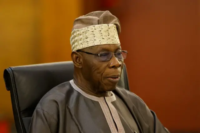 Cif Olusegun Obasanjo ne ya fara zama shugaban ƙasa ƙarƙashin tutar jam'iyyar PDP