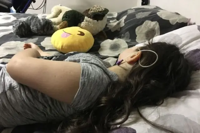 เด็กน้อยหันหลัง