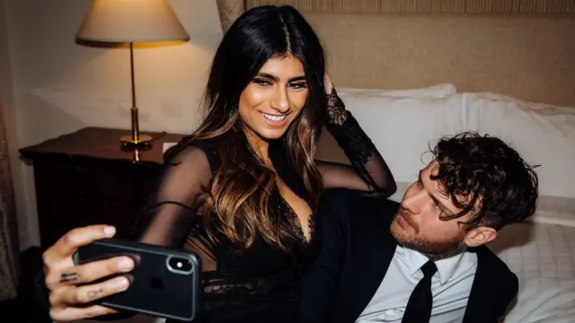 மியா கலிஃபா