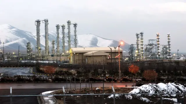 La instalación nuclear de agua pesada en Arak, 2011