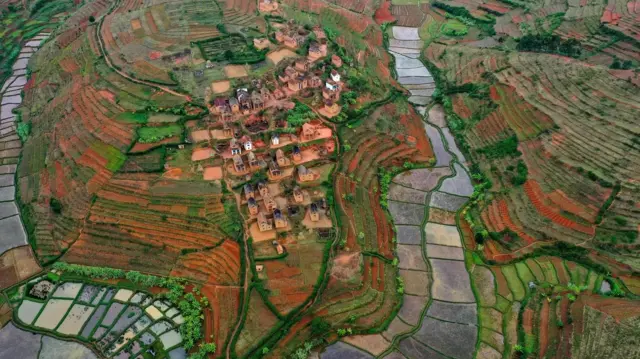 Une colline aménagée.