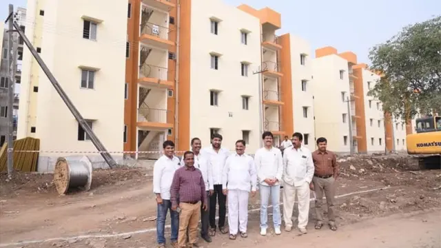 కొత్తగా నిర్మించిన ఇళ్లు