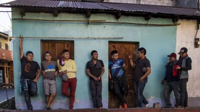 Jóvenes guatemaltecos