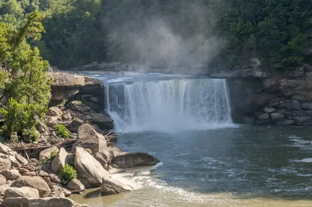 air terjun cumberland di Kentucky