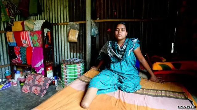 අනතුරින් දිවි බේරුණ ඇඟලුම් සේවිකාවක්