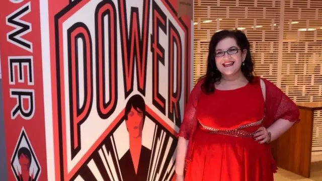 ملصق لرواية "ذا باور" للكاتبة نعومي ألدرمان