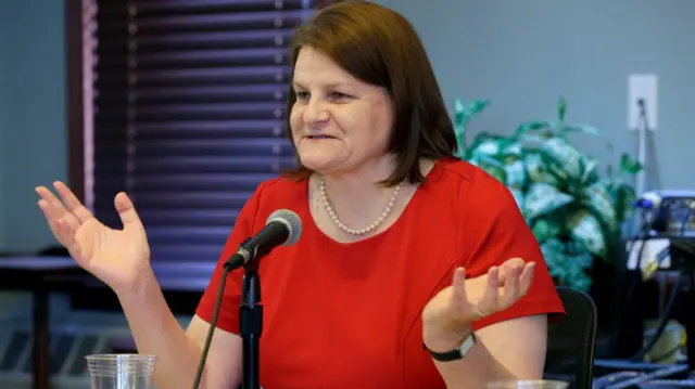 La juez Hannah Dugan habla en una imagen de archivo.