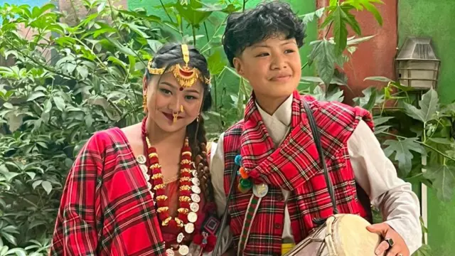 प्रतिभा र मुस्कान