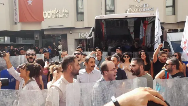 Özel okul öğretmenleri eylemi