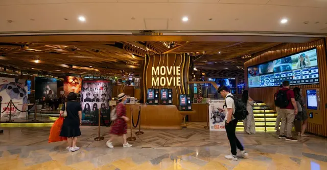 香港一间电影院外