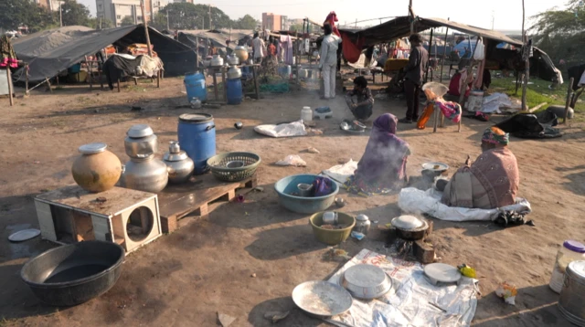 અમદાવાદ, સલાટ વસાહત, સ્પેશિયલ ઇન્ટેન્સિવ રિવિઝન, સર, વિચરતી જનજાતિ, બીબીસી ગુજરાતી, ગુજરાત સરકાર, ચૂંટણી