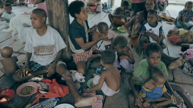 Kampung As, Kampung Atat, Distrik Pulau Tiga, Asmat, Papua Selatan, sungai, perahu tradisional