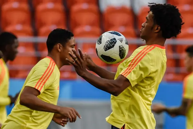 Juan Cuadrado estará en el equipo titular.