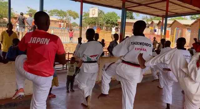 Parfait Hakizimana aritegurira kuja mu mahiganwa ya Taekwondo i Paris