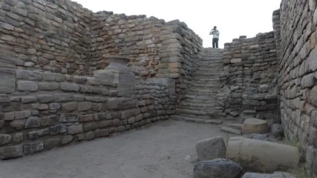 કચ્છ, કોટડા ભડાલા, હડપ્પીય સંસ્કૃતિ, ડેક્કન કોલેજ મુખ્ય સંશોધન પ્રબુધ, મુસાફર ખાના, સિલ્ક રૂટ, આર્કિયૉલૉજીકલ પુરાતત્વીય અવશેષ, બીબીસી ગુજરાતી 