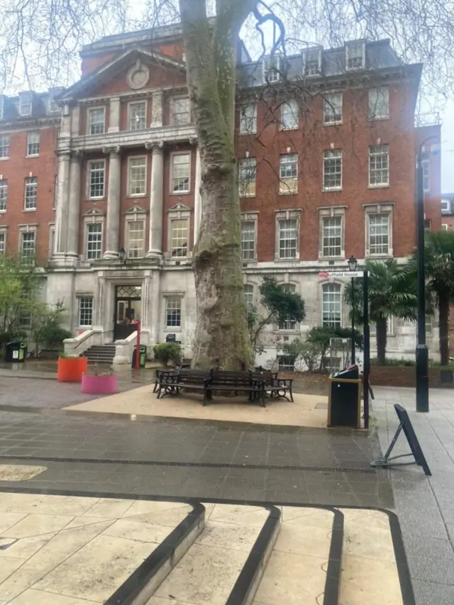 London Qirollik kolleji binosi