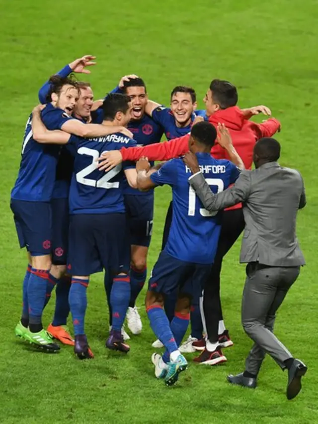 Jugadores del Manchester United celebrando