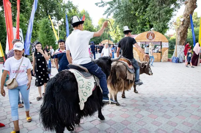 кыргыз көчү