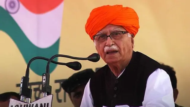 பிகார் தேர்தல்களம் : சாதி சமன்பாடுகளுக்கும், பாஜகவின் இந்துத்துவ கொள்கைக்கும் இடையே மோதல்