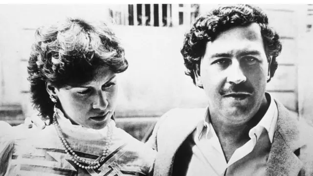 콜롬비아 마약 군주로 불리는 파블로 에스코바르